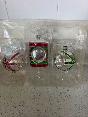 Holiday Glass Ornament Set - Red & Green